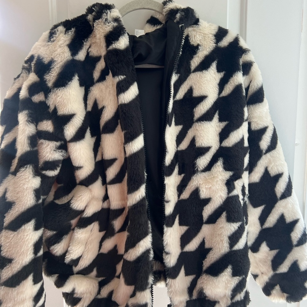 H&M Black and Cream Faux Fur Jacket